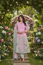 Load image into Gallery viewer, Sale now LIVE! Simmi’s Emporium Noorani Phool Suit Set – Mul Chanderi Ombré Kurta with Hand Embroidery &amp; Organza Dupatta
